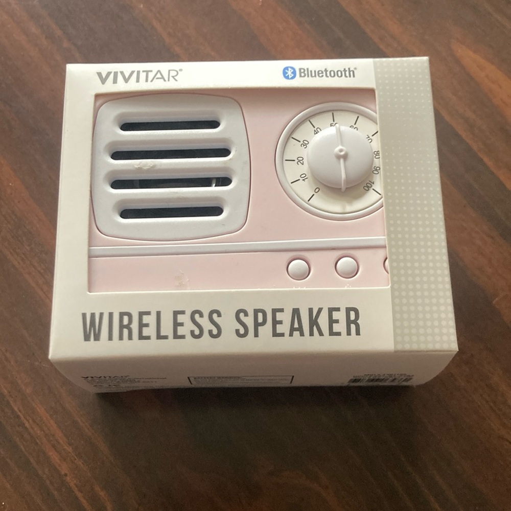 NWT mini retro pastel pink wireless Bluetooth speaker